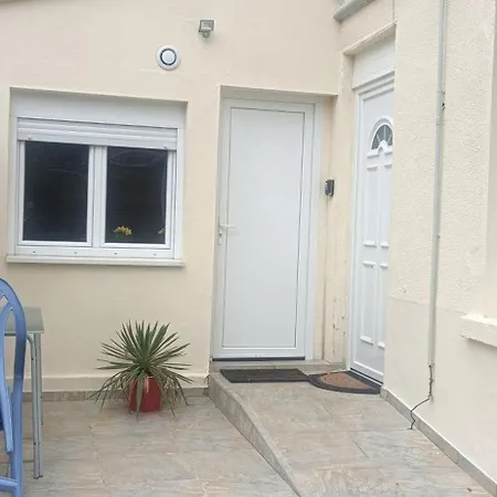 Ferienwohnung Chez Anne-Sophie Villeurbanne Exterior foto